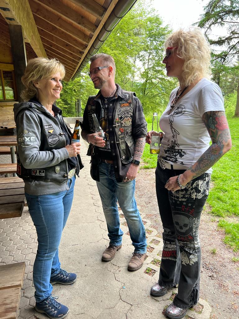 fb9cf607-2f9d-499d-9e95-14c833fd221f