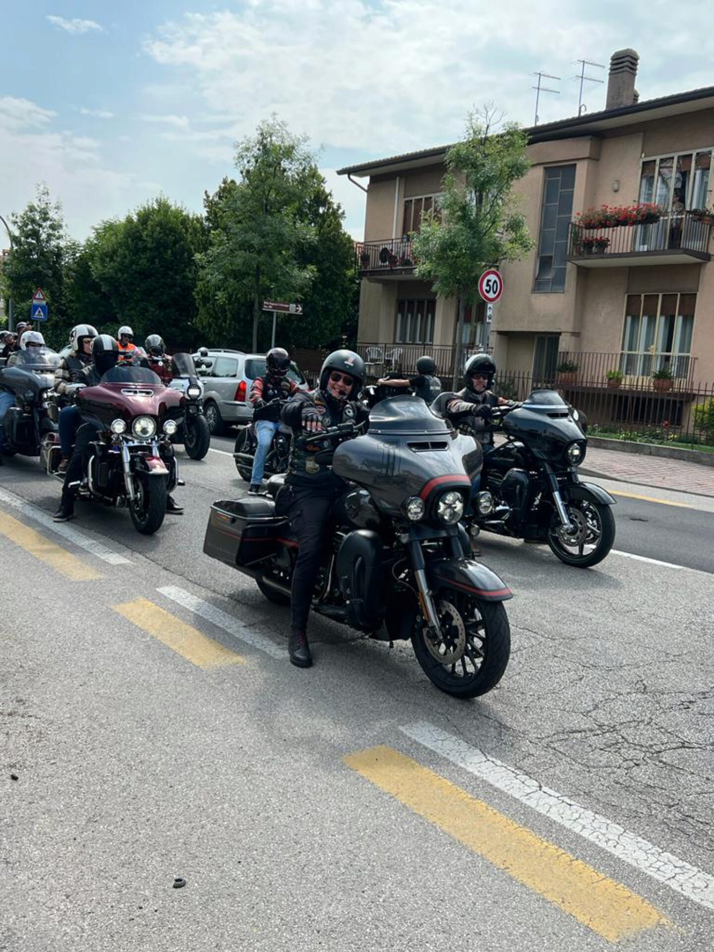 edbb2231-dbba-4508-8bc7-a0781bcef9db