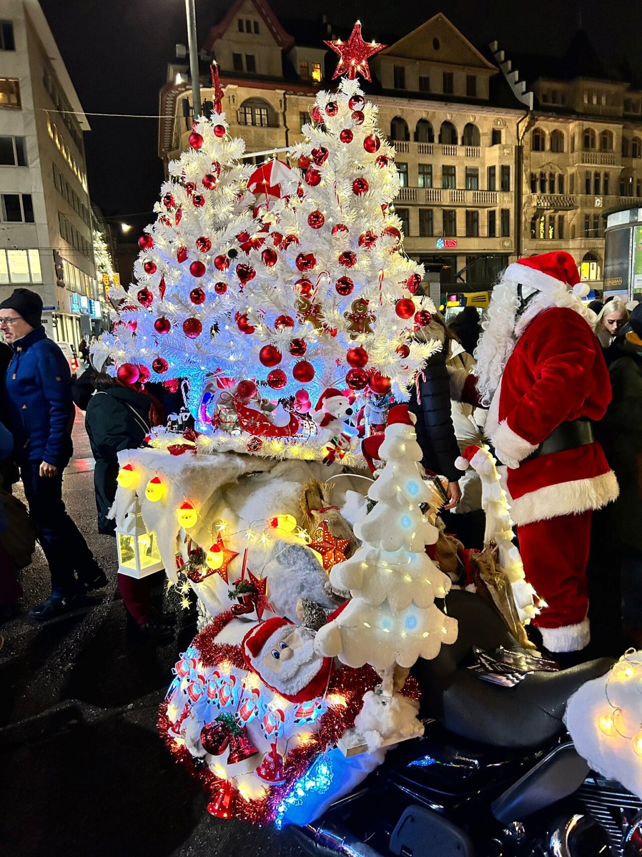 12073afe-f8ae-404e-b6a6-79ae93315ade