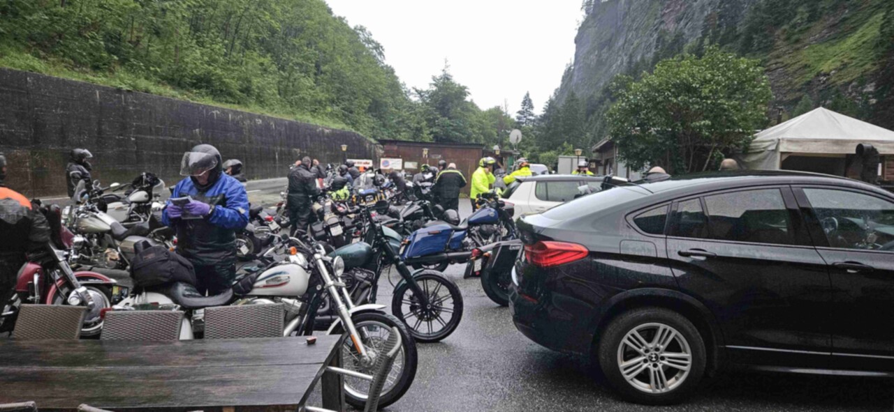 14d7b09f-88e7-41e7-bbc2-a7df6309b749