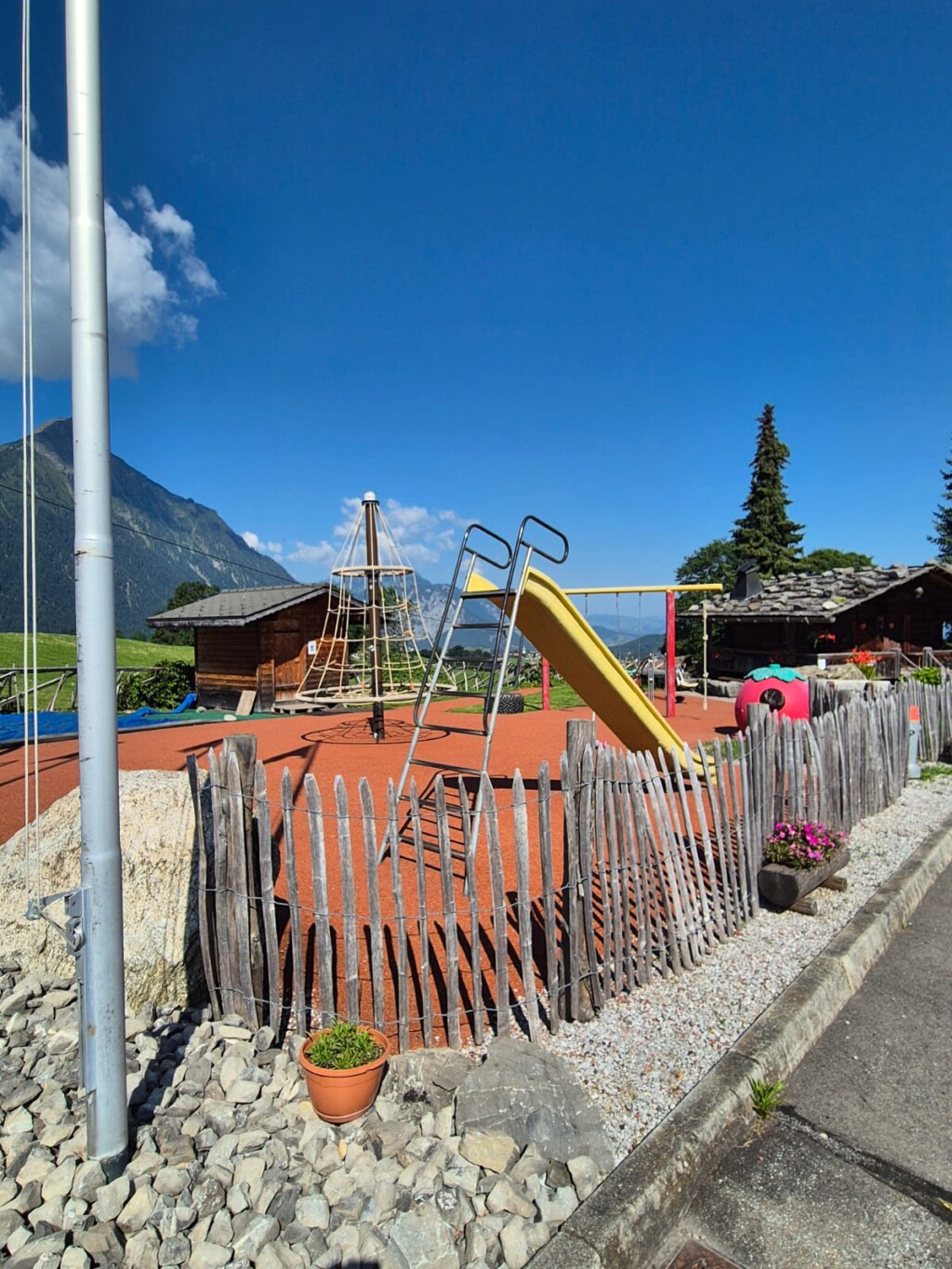 a26ea97c-1412-4aef-a779-924287863b41