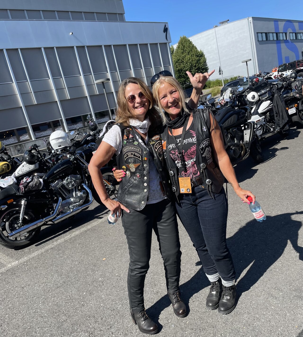 28718CA9-8CB5-4B02-A871-8CD0948AC217 Rose-Anne