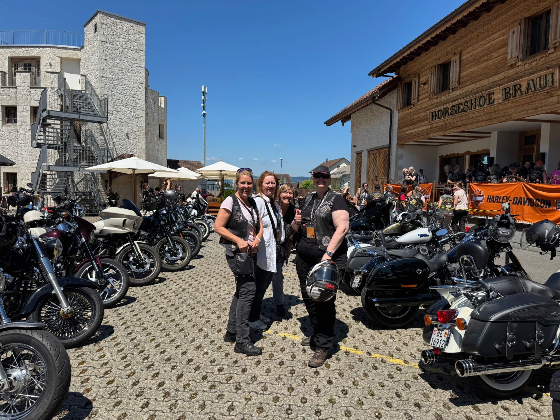 5c55b35f-34da-4362-b3c7-78190e550dbb Denise Paris