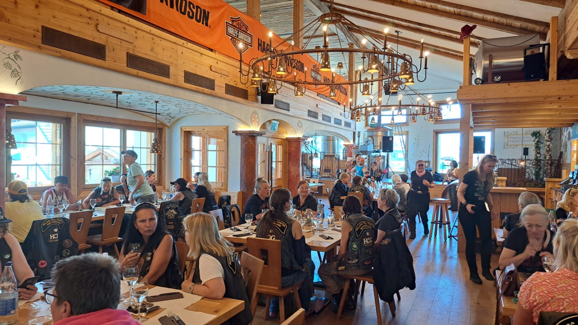 75a423ae-7153-4e8f-9958-be43107ff198 Denise Paris